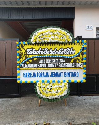 Papan Bunga Duka di Lagan